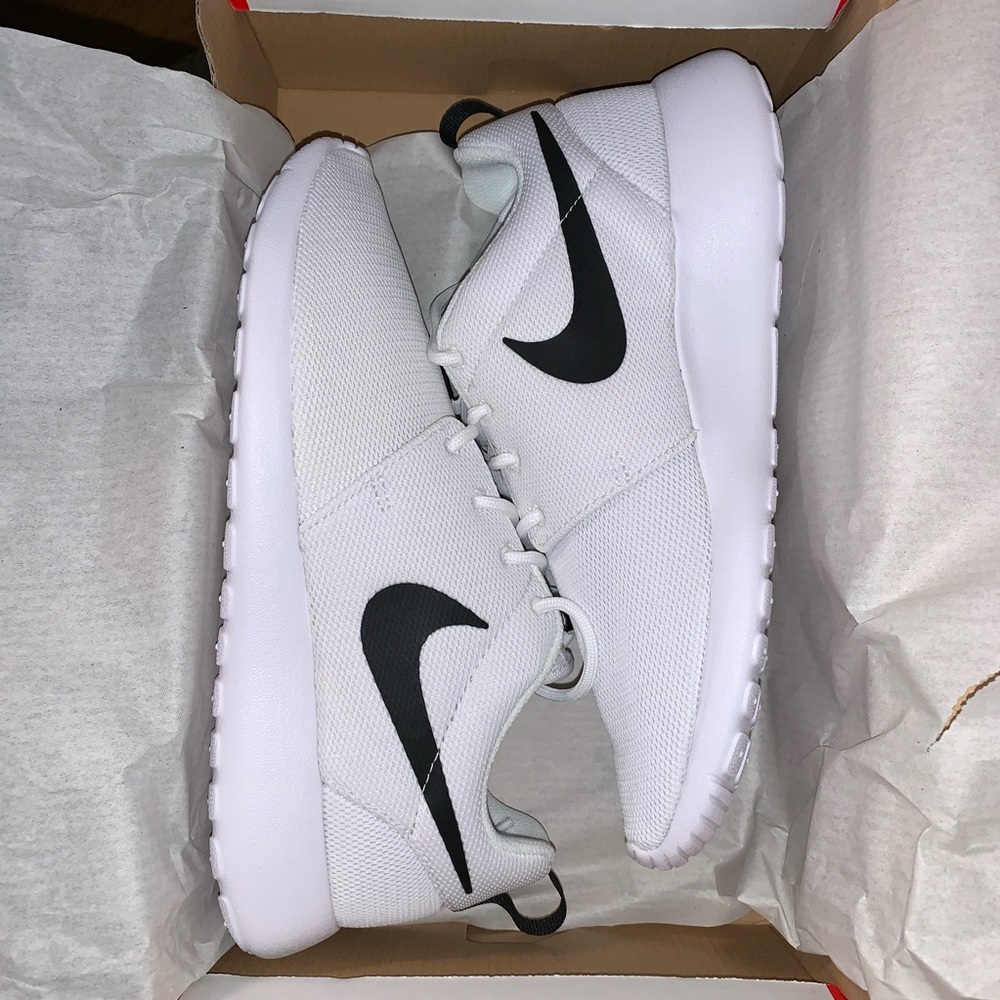 Nike Roshe Ones